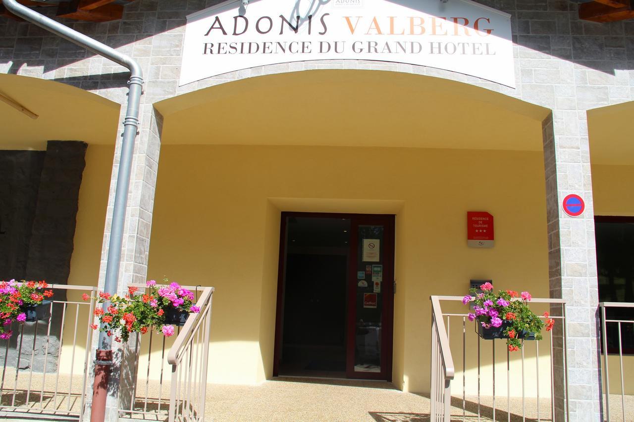 Adonis Valberg Aparthotel Exterior photo